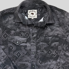 Load image into Gallery viewer, Charcoal Distressed Aztec Salt Wash Pearl Snap