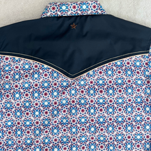 Load image into Gallery viewer, Country Floral Short Sleeve Performance Western Shirt